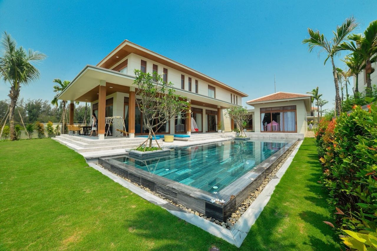 Villa rong rai o The Ocean Villas Da Nang - Top 10 resort Đà Nẵng gần biển giá tốt nhất 2020