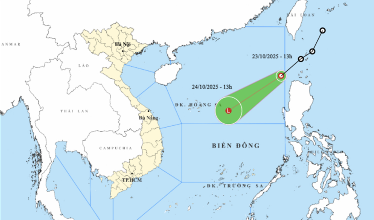 Dự Báo Thời Tiết Hôm Nay: Áp thấp nhiệt đới tiến vào Biển Đông, miền Trung nguy cơ ngập lụt diện rộng