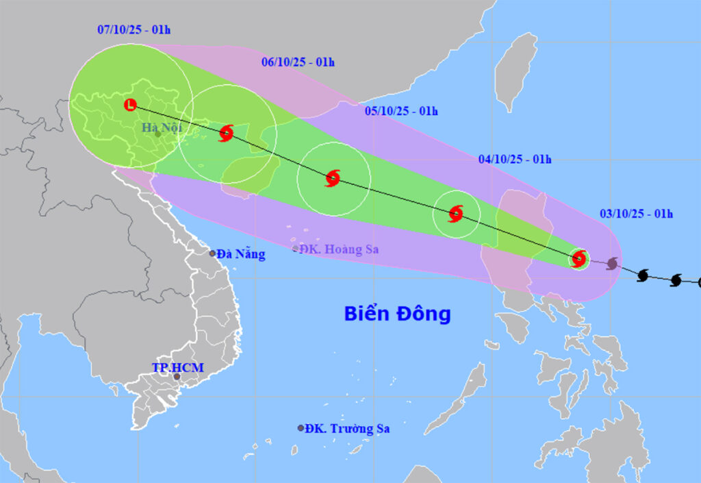 bao matmo 06282646 1024x705 - Dự Báo Thời Tiết Hôm Nay 3/10: Bão Matmo áp sát, cảnh báo gió giật cấp 15 ở Biển Đông