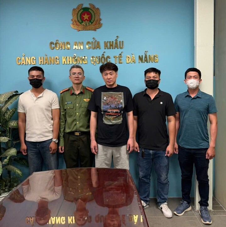 Trốn truy nã quốc tế, người đàn ông Hàn Quốc bị bắt tại khách sạn ở Đà Nẵng